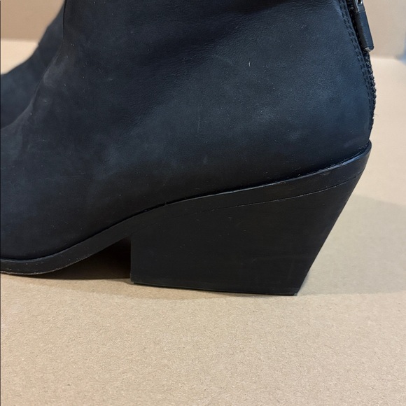 Eileen Fisher Nelson Nubuck leather split shaft ankle booties size 8 1/2 - Picture 3 of 4